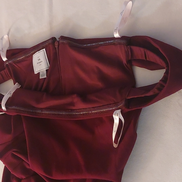 OFF-THE-SHOULDER STRETCH CREPE RUCHED BRIDESMAID DRESS - Picture 11 of 13